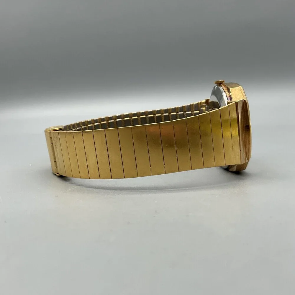 Vintage Timex Q Mens Watch 32mm Gold Dial Gold Tone Date 1980's New Battery